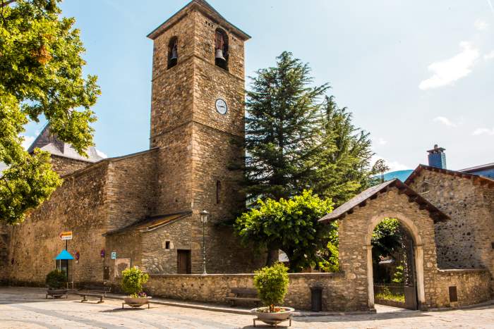 Descubre las actividades culturales y eventos en Benasque y sus alrededores