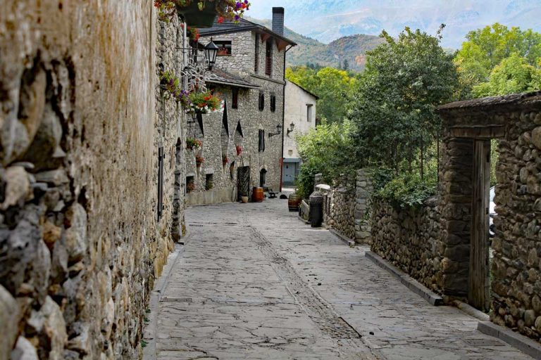 Cómo alquilar una casa de vacaciones en Benasque