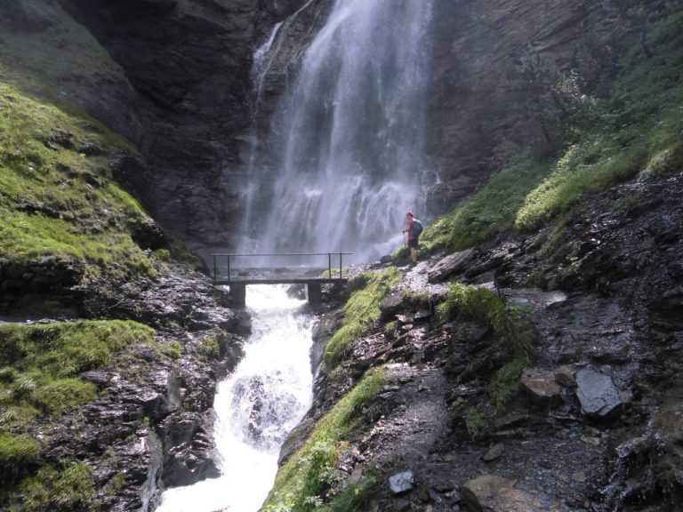 Guía para visitar las cascadas más espectaculares de Benasque