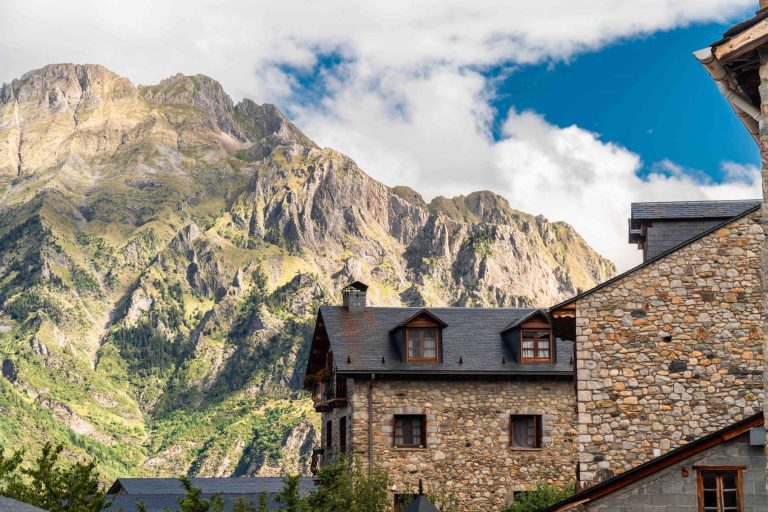 Ventajas de viajar en temporada baja a Benasque
