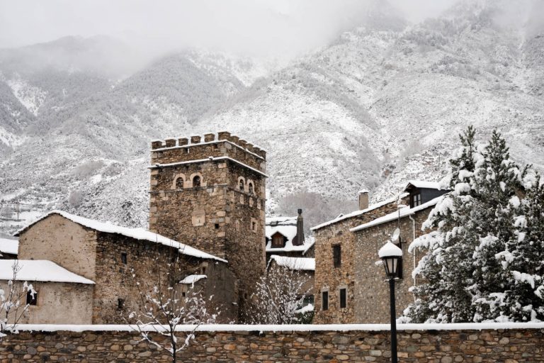 Cómo elegir el alojamiento ideal en Benasque según tu tipo de viaje